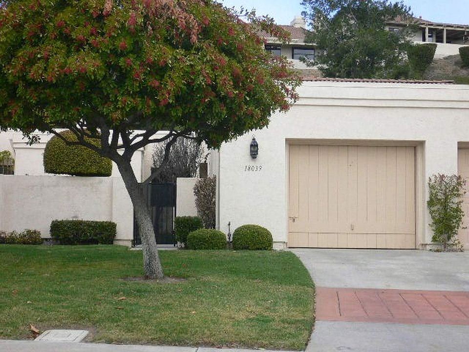 1st image of 18039 Avenida Alozdra