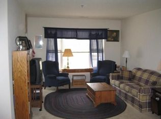 10900 W Bluemound Rd APT 111, Wauwatosa, WI 53226