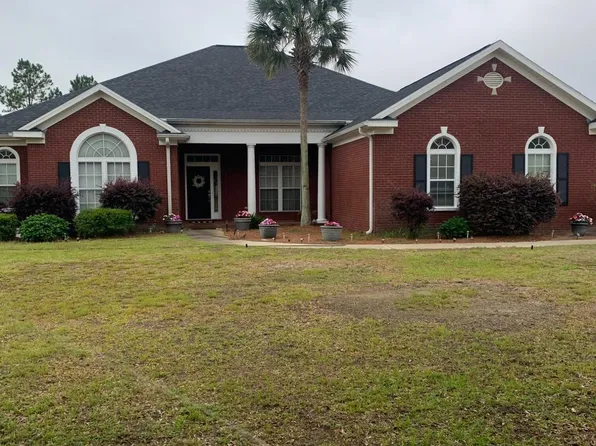139 Coastal Breeze Dr, Freeport, FL 32439