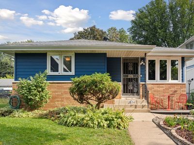 2634 James Ave N, Minneapolis, MN, 55411