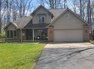 5887 Dogwood Dr, Urbana, OH 43078
