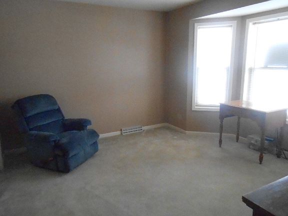 2nd image of 5 Secretariat Ct
