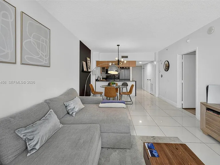 1750 N Bayshore Dr #1609 — Photo 11