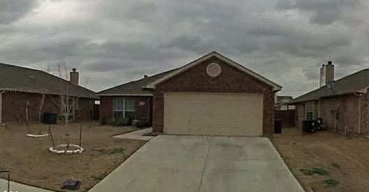 1st image of 648 Fossil Wood Dr
