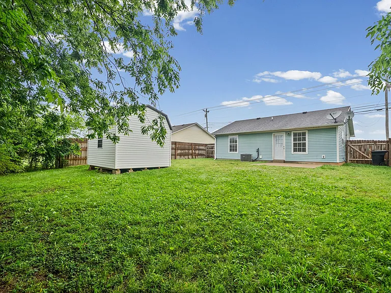 987 Stateline Rd — Photo 24