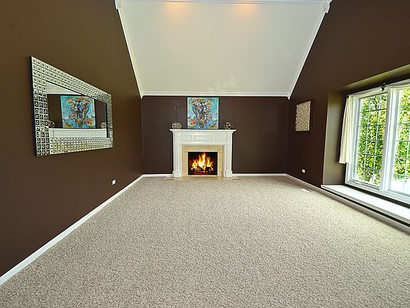4th image of 48 N Liberty Dr