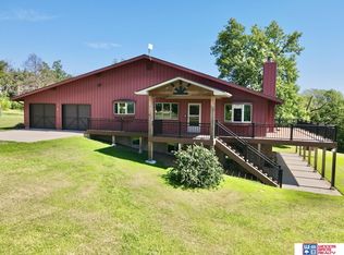 1914 294th Rd, Seward, NE 68434