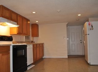 363 Manton Ave APT 3, Providence, RI 02909