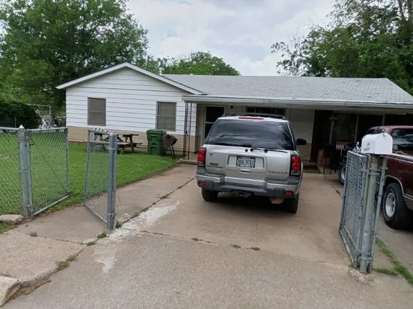 1208 E Southeast 2nd Ave, Mineral Wells, TX 76067