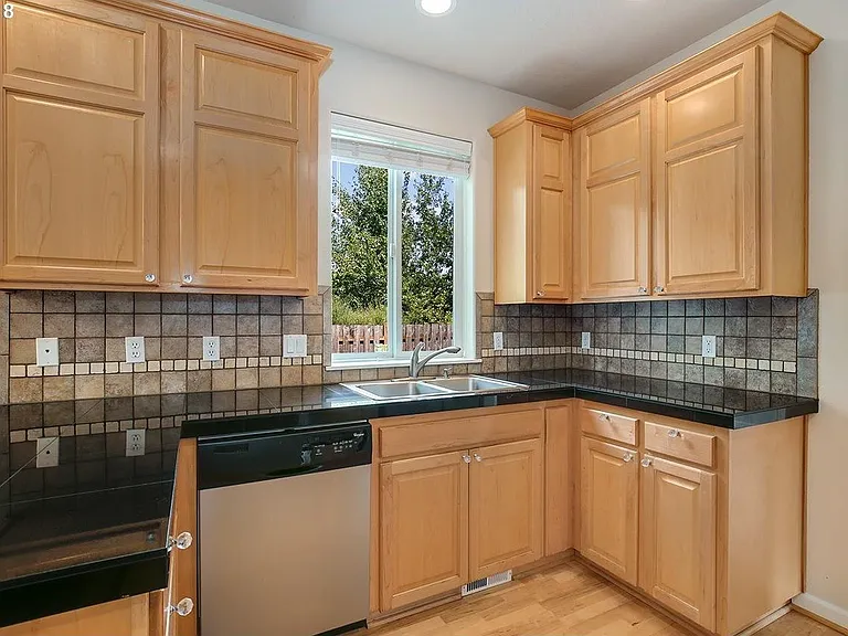 14974 Emerson Ct — Photo 12