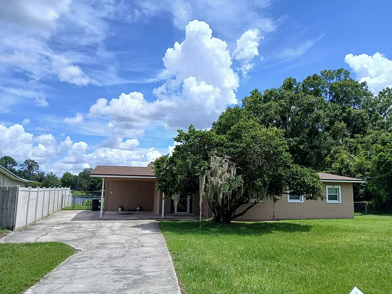 711 Tropical Ave — Photo 1