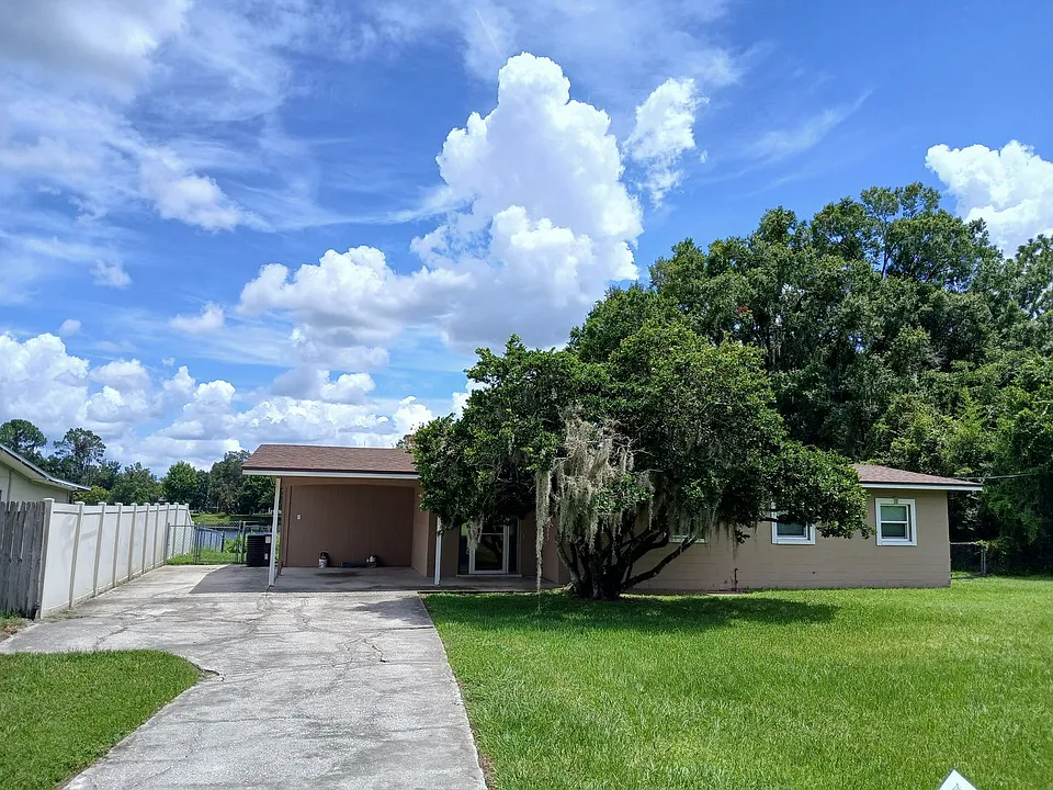 711 Tropical Ave