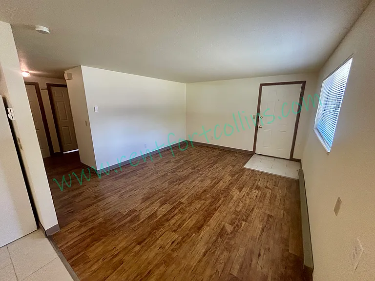 4428 Stover St — Photo 6