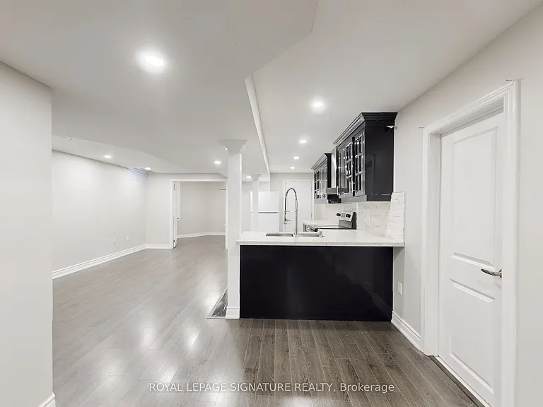 38 Havanna Cres #BASEMENT — Photo 11