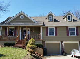 2413 NW Acorn Dr, Blue Springs, MO 64014