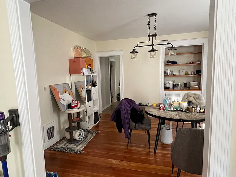 45 Montfern Ave #1 — Photo 8