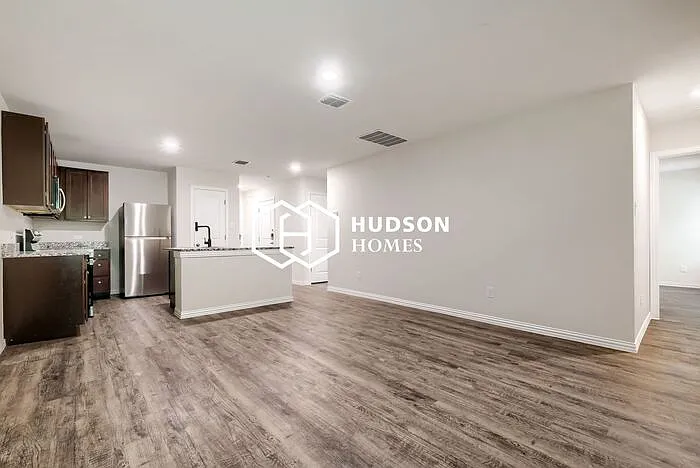 5234 Rita Ave — Photo 6