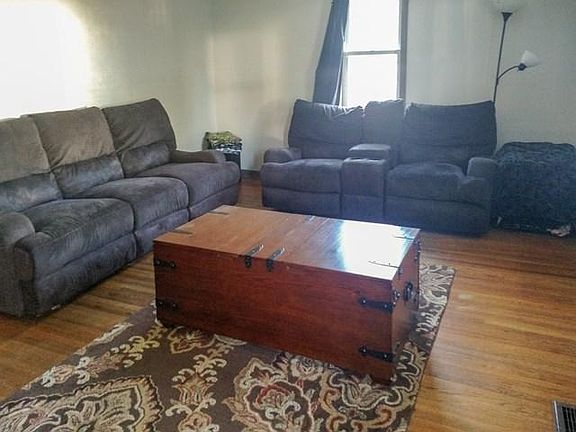 2nd image of 414 Emerald Ave