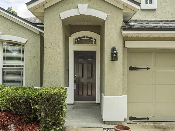 2nd image of 2444 Winchester Ln
