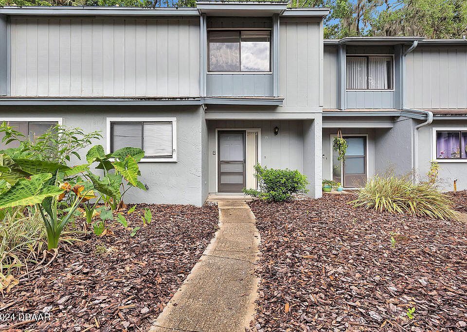 1st image of 15 Fair Oaks Cir