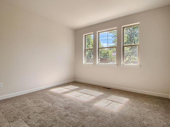 3rd image of 6455 E Cedar Ave