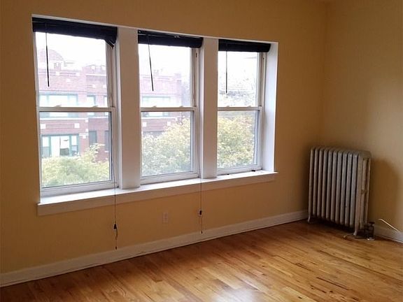 4th image of 7031 S Merrill Ave APT 202