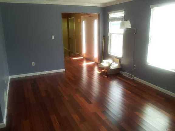 5th image of 107 Valley Forge Dr