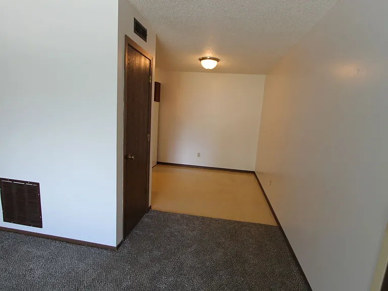 WP 222 Lincoln — Photo 5