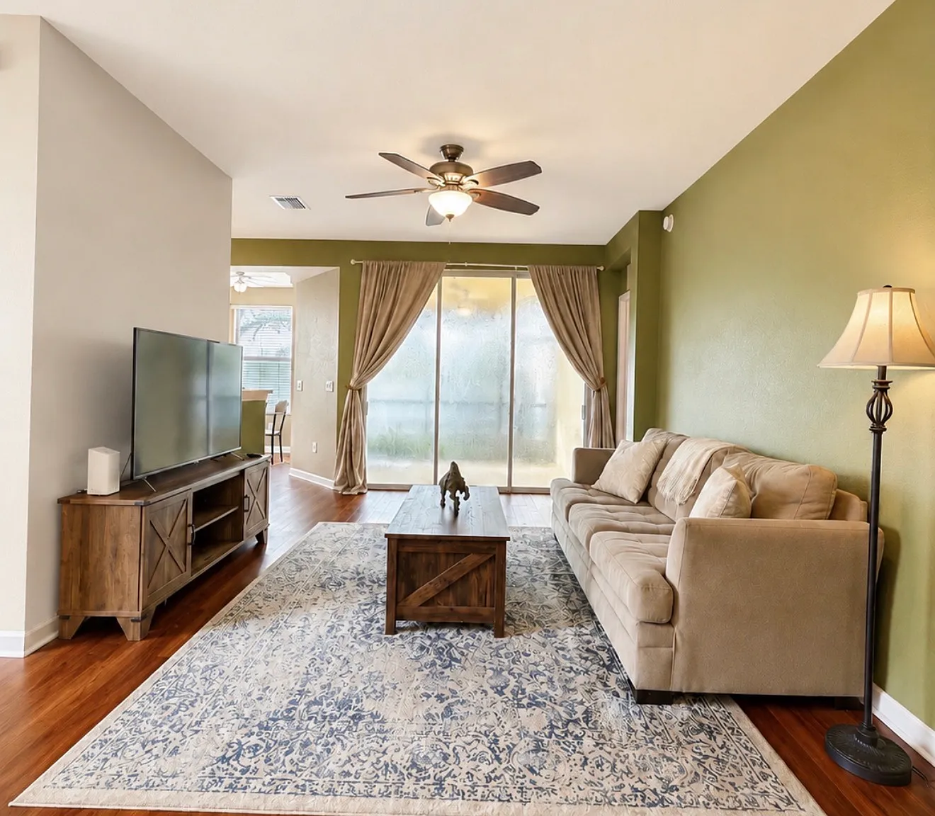 2 bed, 1428 sqft, $1,680 — Photo 3