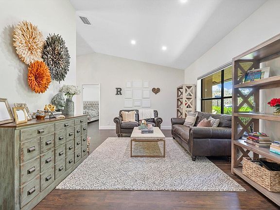 4th image of 8833 NW 47th Drive