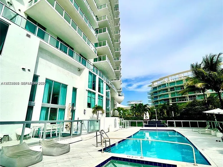 6700 Indian Creek Dr #904 — Photo 15