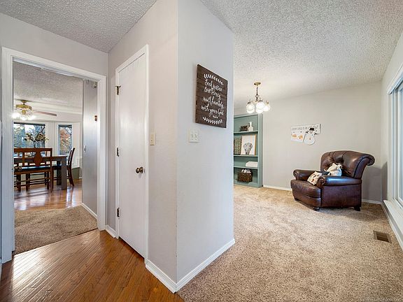 3rd image of 3322 Eagle Ct