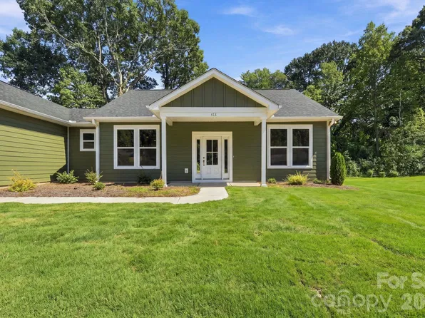 413 Dogwood Ln #24, Statesville, NC 28625
