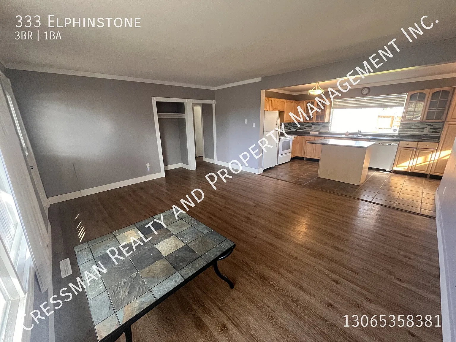 3 Bed 1 Bath Full House with Large Garage In Regina — Photo 3