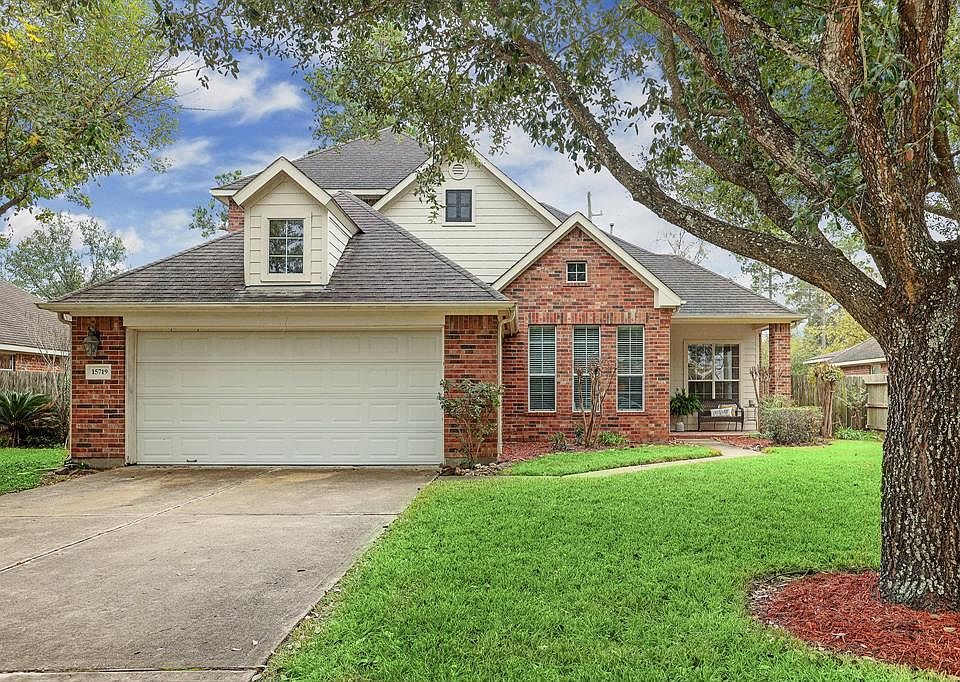 Beautiful property waiting for you to call it Home!