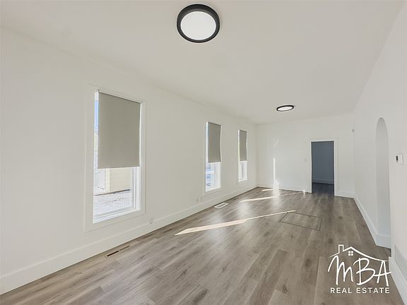 4th image of 311 N 2nd St