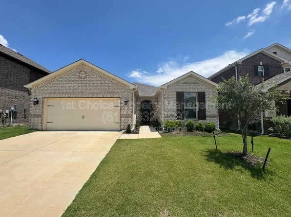 8712 Antelope Flat Ln, Fort Worth, TX 76131