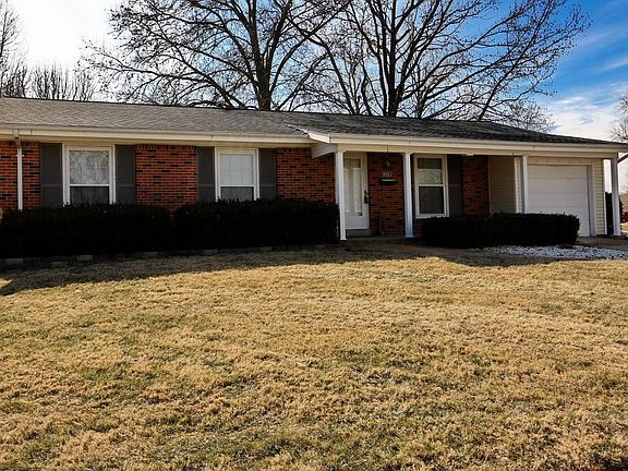 2nd image of 1575 Bluefield Dr