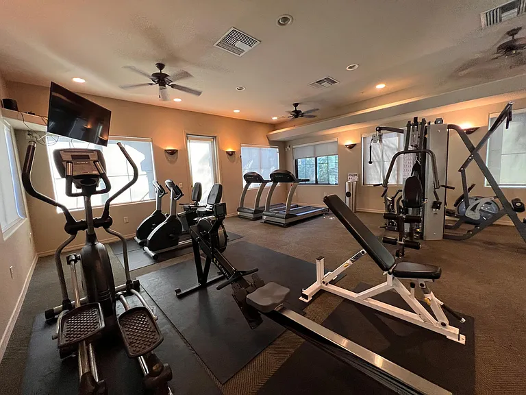 2550 E River Rd #12102 — Photo 32