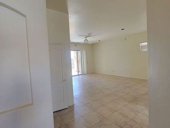 4th image of 6311 N Camino De Cabaluna