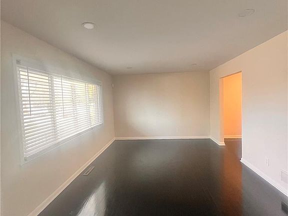 4th image of 3467 Pheasant Ct