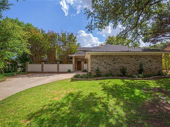 4th image of 3202 Cross Timbers Ln