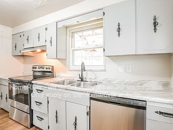 5th image of 2502 Gaywood Dr