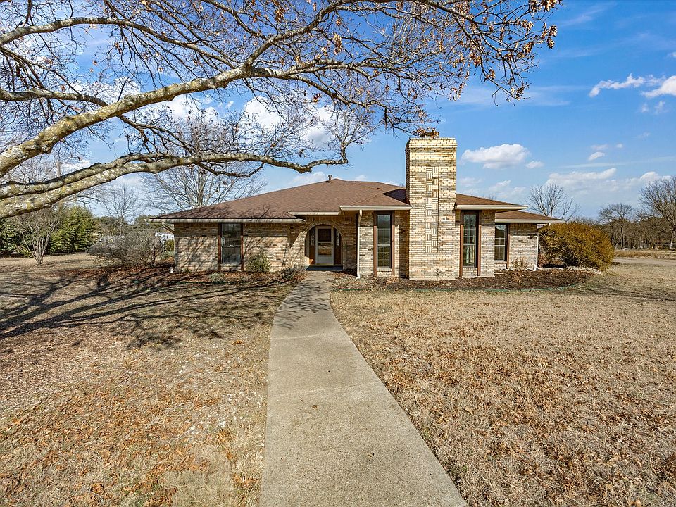 1st image of 205 Rock Springs Ct