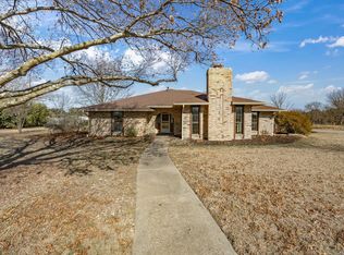 205 Rock Springs Ct, Waxahachie, TX 75165