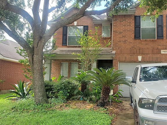 2nd image of 19803 Whispering Hollow Ln
