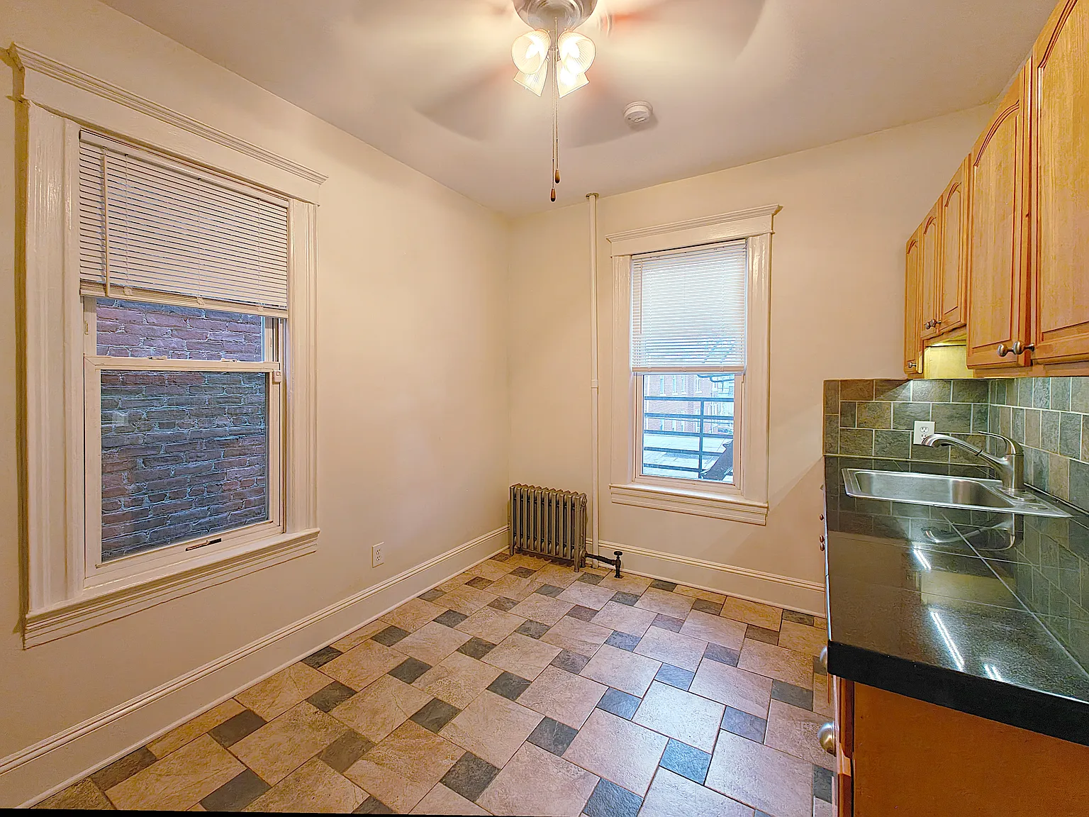 2 bed, 1000 sqft, $2,500 — Photo 4