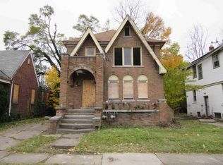 15081 Strathmoor St, Detroit, MI 48227