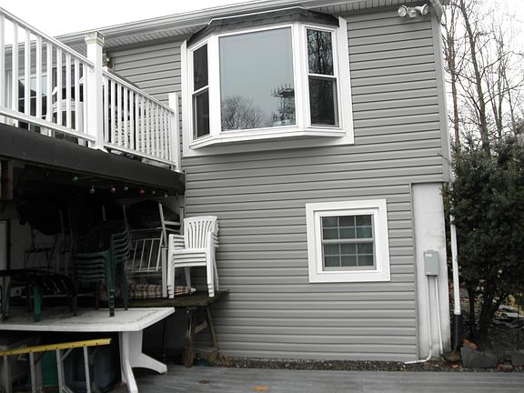Back yard showing MB window
