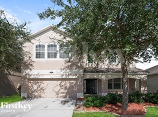 10748 Pictorial Park Dr, Tampa, FL 33647